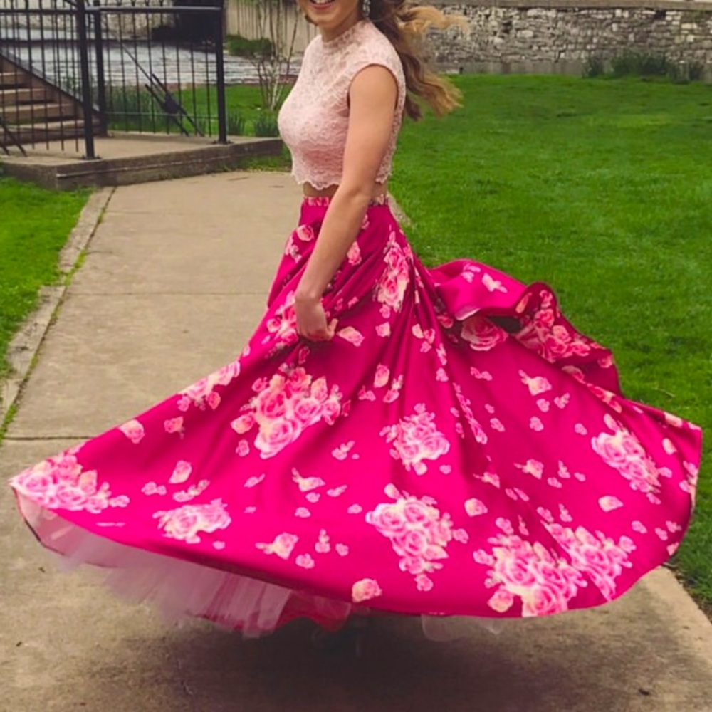 Sherri Hill prom dress